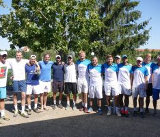 Tennis-Oberliga: Damen- und Herrenmannschaft siegten bei brütender Hitze