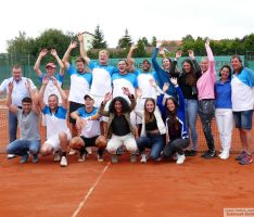 Tennis Blau-Weiß Leimen siegt: Damen steigen auf – Herren sichern Klasse