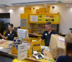 Heute: Straßenfest zur Erweiterung des Leimener Pen & Paper Shops mit Postschalter