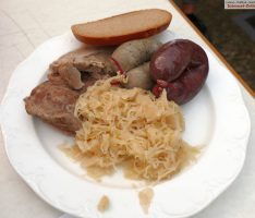 Der Traum aller Fleischliebhaber: </br>Das AWo-Schlachtfest in Dilje