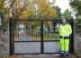 Neue Eingangstore auf dem Alten Friedhof in Sandhausen