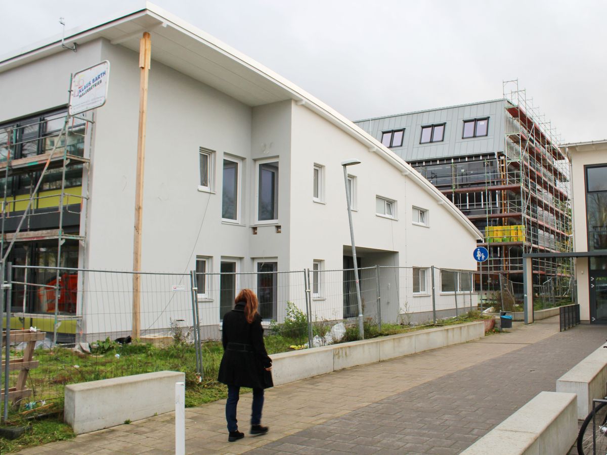 Letzte Bauarbeiten an Ludwig-Uhland-Haus - Neubau des Kinderhauses für 4 Kindergartengruppen