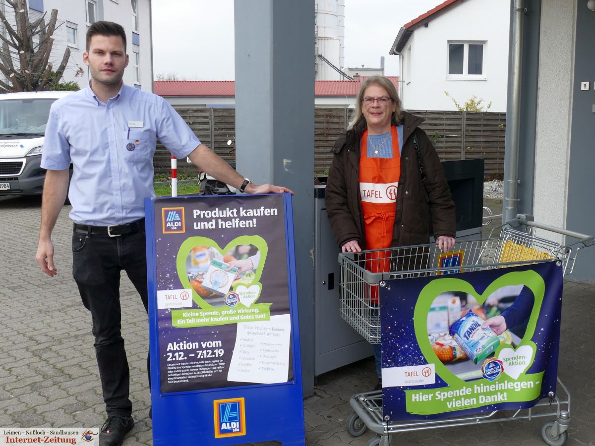 Beim ALDIEinkauf auch an die Tafel denken Sammelwagen für Spenden