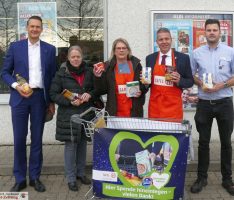 Beim ALDI-Einkauf auch an die Tafel denken – Sammelwagen für Spenden steht bereit