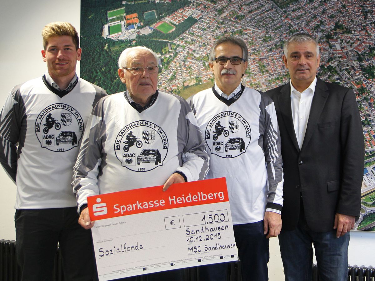 Motorsportclub-Spendenaktion unterstützt Sandhäuser Sozialfonds mit 1.500 €