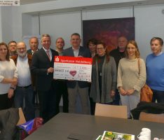 Leimen aktiv spendet 2.020 € aus Weihnachtsmarkt-Tombola für Basket 2.0