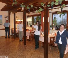 La Vite in der Liedertafel handelt: Eine Armlänge Abstand – auch im Restaurant