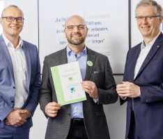 Digitaler Pionier: Leimener Steuerberatungskanzlei AMZ ist „Digitale DATEV-Kanzlei 2020“
