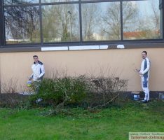 Sportparkhalle ohne Graffiti dank neuem Anstrich