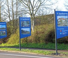 Sandhausen: Sechs neue Ortseingangsschilder bereiten einen herzlichen Empfang