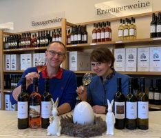 Weingut Adam Müller bietet Online-Weinreise mit Erläuterungsvideos