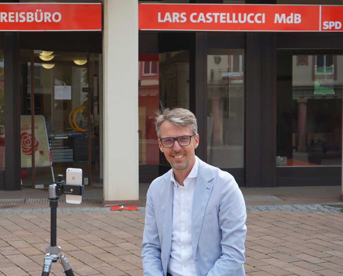 Lars Castellucci unterstützt den „Tag der kleinen Forscher“