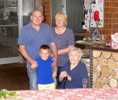 Leimener Urgestein: Elisabetha Stather feierte 100. Geburtstag