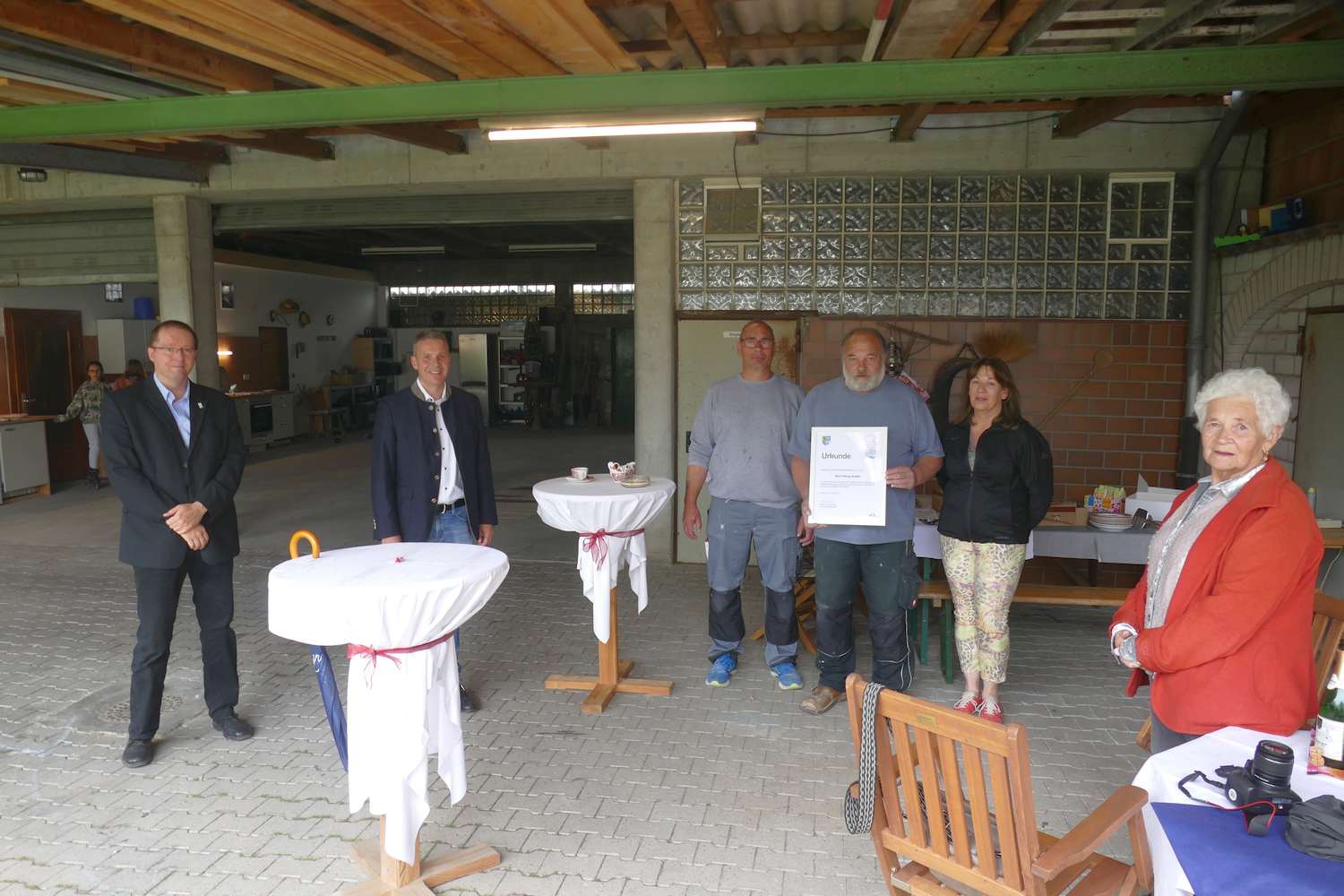 Fliesenleger-Meisterbetrieb Uhrig in Leimen-St.Ilgen feiert 50-jähriges Jubiläum