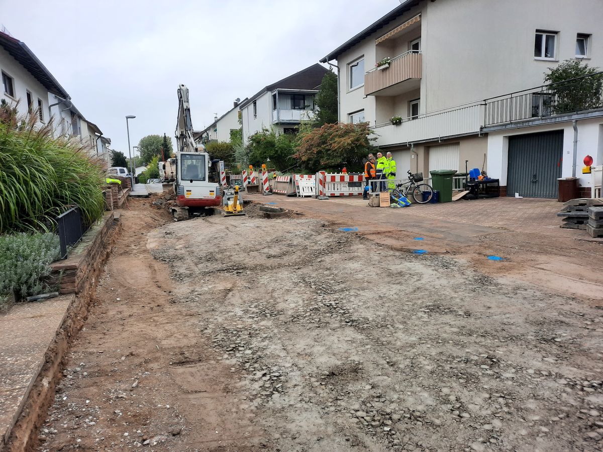 Arbeiten Im Bubenwingert gehen weiter - Treppenarbeiten folgen - Ende Juni 2021