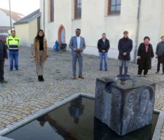 Übergabe des neu gestalteten Platzes vor der St. Aegidius-Kirche in St. Ilgen
