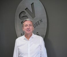 Gratulation: SV Sandhausen-Präsident Jürgen Machmeier wird 60