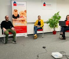 Von summenden Bienen und sauren Gurken – „Forsch mit!“ in digitalem Format
