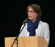 Sandhäuser Bürgermeister-Wahl: Nach Hans-Jürgen Moos zieht Petra Weiß auch zurück