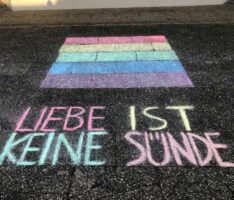Ministranten der Katholische Seelsorgeeinheit setzen Zeichen für Toleranz