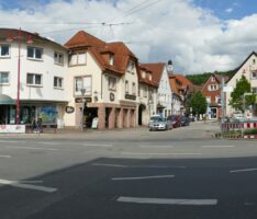Vierte Bauphase und Erneuerung des Gleisbogens am Georgi-Marktplatz