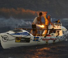 Zu zweit per Ruderboot über den Atlantik – Die 4.800 km Challenge für Janik und Danny