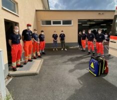 Das Ferienprogramm zu Gast bei DRK und DLRG in Leimen