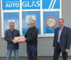 Firmenjubiläum Autoglas Christian Hans – Kundenservice wird groß geschrieben