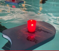 Weihnachtliches Aquajogging bei der DLRG Leimen