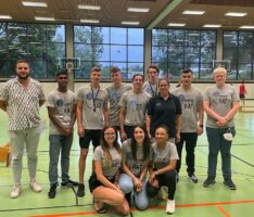 Ganz schön hart die weichen Bälle! </br>13 Teams kämpften beim Völkerball-Turnier