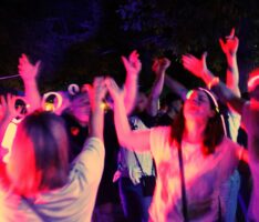 Super Stimmung bei Waldfest und Glowparty des Musikvereins Sandhausen