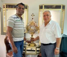 Nußlocher Monstranz erstrahlt im neuen Glanz dank Leimener Juwelier William Can