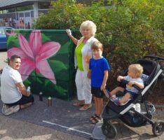 Graffiti-Oma Inge Hess und Steffen Ulrich sprayen nächsten Blickfang