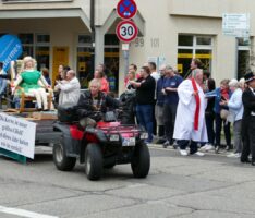 Begeisternde Sandhäuser Sonnen-Kerwe – Tausende erlebten tollen Kerweumzug