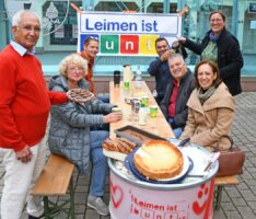 Begegnungscafé von „Leimen ist bunt“ auf dem Georgi-Marktplatz