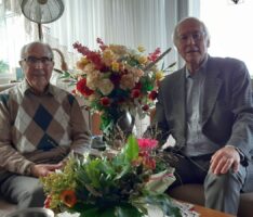 Dr. Peter Sandner gratulierte Lothar Stephan im Namen der Stadt zum 90. Geburtstag