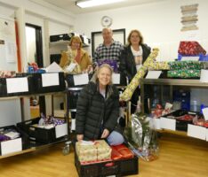 Frohe Weihnachten: Luna-Geschenkaktion der Tafel konnte 194 Kinderwünsche erfüllen