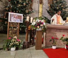 Pfarrer Lourdu: Benedikt XVI. ist in das Haus des Vaters zurückgekehrt