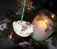 Erste Gauangellocher Hofweihnacht lockte viele Besucher – Über 50 Stände mit Angeboten