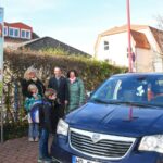 "Laufbus" und „Kuss- und Tschüss-Zone“ sollen Verkehr an Turmschule reduzieren