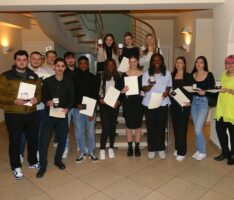 Martin Kohlers ehemalige Klasse 10a (JG 2020) mit goldener Bürgermedaille ausgezeichnet