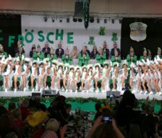 „Einlass 18:11 – Beginn 19:11“: </br>Wenn Zeitrechnung zur Kunstform wird