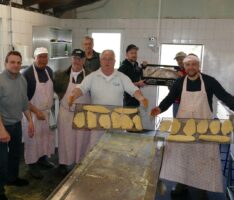 Sensationeller Andrang beim traditionellen Karfreitags-Backfischessen