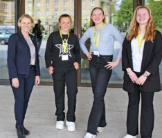 Christiane Staab: „Sie werden die Entscheidungsträgerinnen von morgen sein“