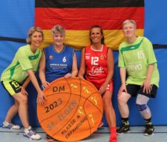 Erste Deutsche Basketball-Meisterschaft der Frauen Ü60 in St. Ilgen