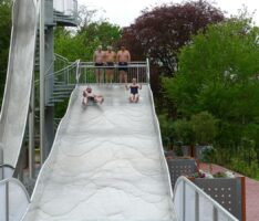 Leimener Freibad eröffnet – Rutschen in Betrieb – Adrenalin im Eintritt enthalten