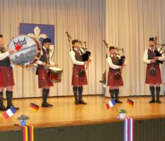 Partnerschafts-Festabend mit vielfältigem Programm und Tanz in den Mai