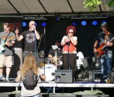 Leimener Sommer auf Georgi-Marktplatz mit Musik von Monwall und KIST