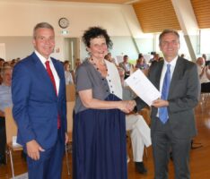 Turmschulen-Rektorin Angela Münch nach 7 Jahren Rektorat in Ruhestand verabschiedet