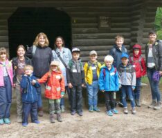 Ferienprogramm der Freien Wähler führte in Natur und Hubertusklause